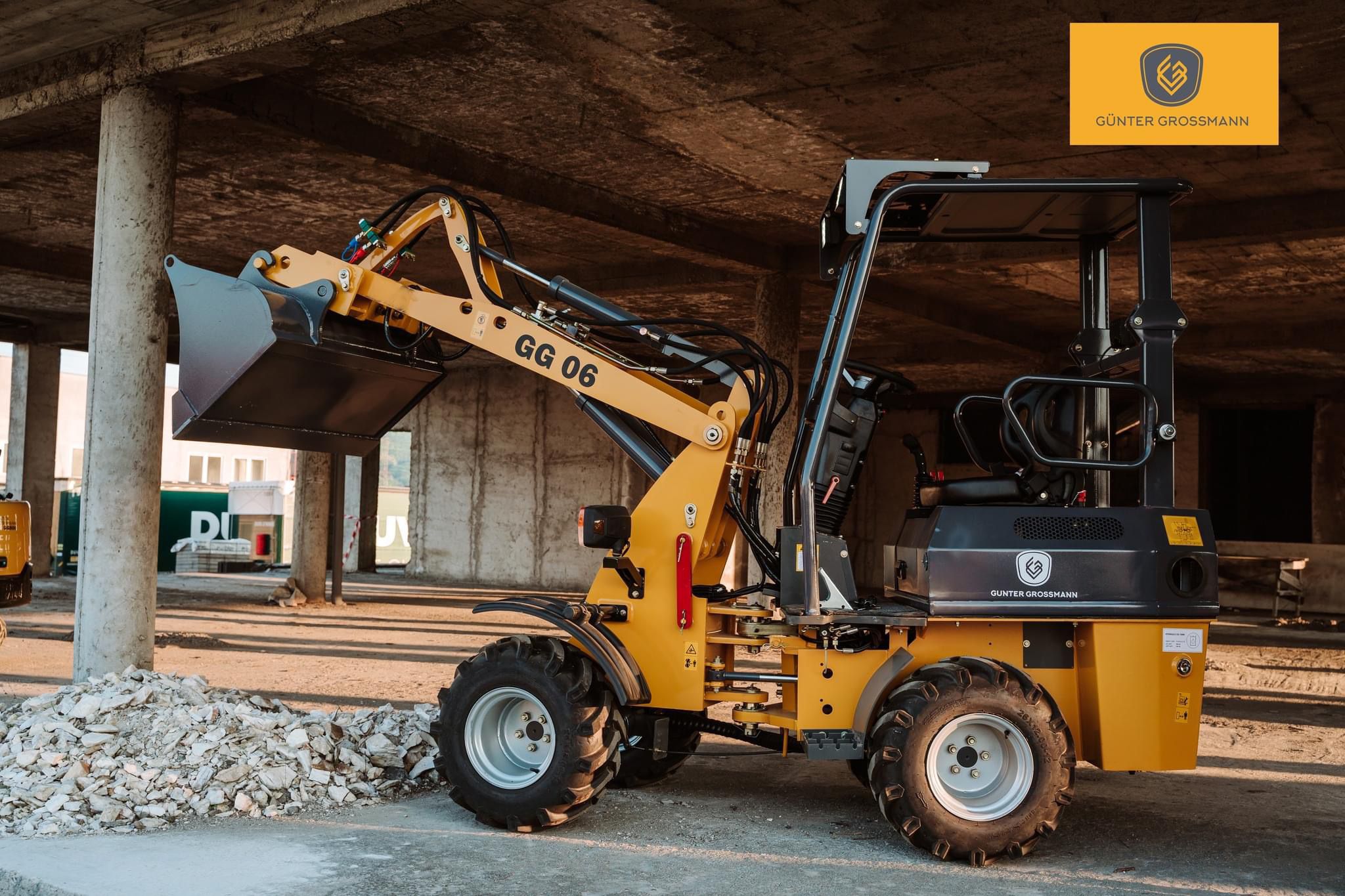 WhatsApp Image 2024-11-08 at 20.26.57